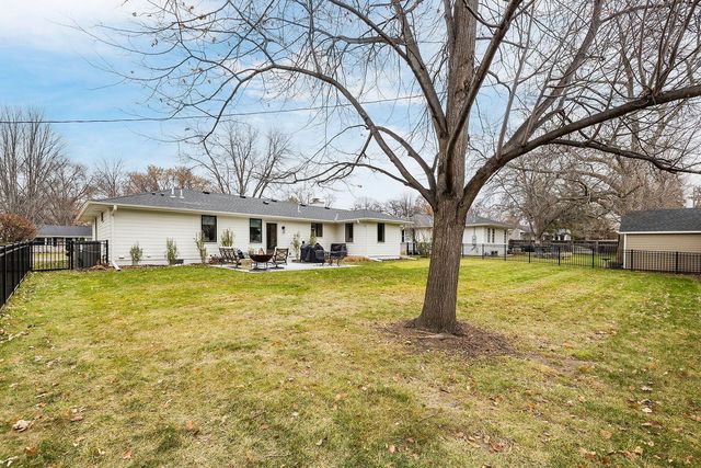 5029 W 56th Street, Edina, MN 55436