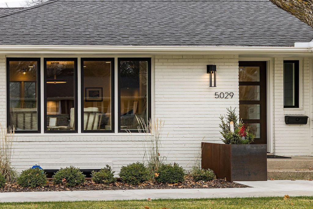 5029 W 56th Street, Edina, MN 55436