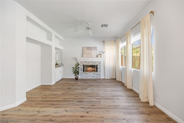 2021 Waterbury Lane, Las Vegas, NV 89134