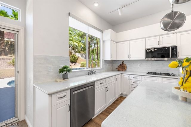 2021 Waterbury Lane, Las Vegas, NV 89134