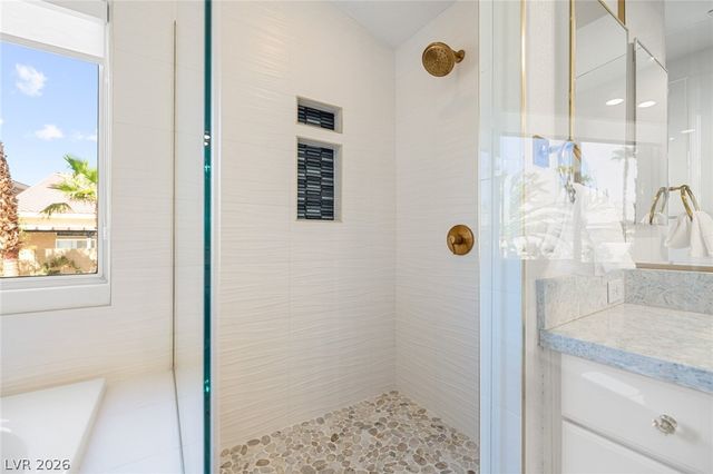 2021 Waterbury Lane, Las Vegas, NV 89134