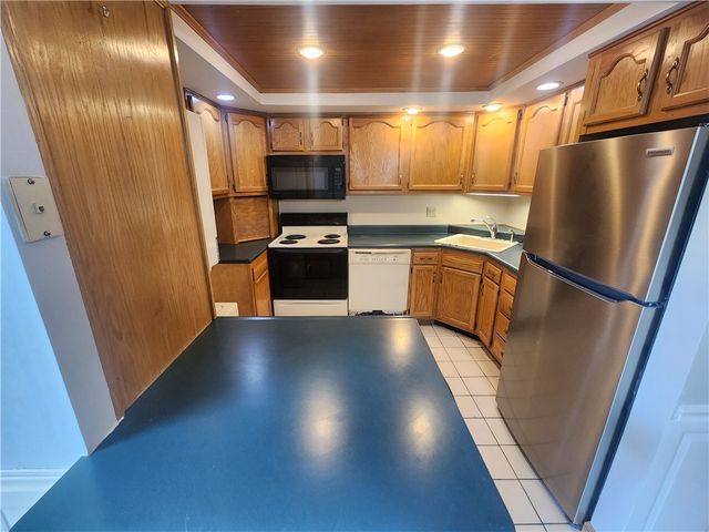 7 Hiland Valley Drive 705, Ross Twp, PA 15229