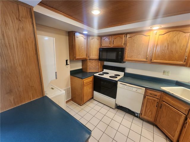 7 Hiland Valley Drive 705, Ross Twp, PA 15229