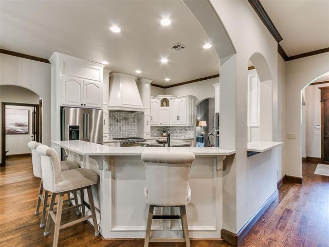 1615 Manchester Avenue, Edmond, OK 73034