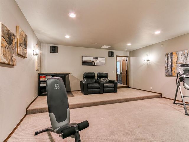1615 Manchester Avenue, Edmond, OK 73034