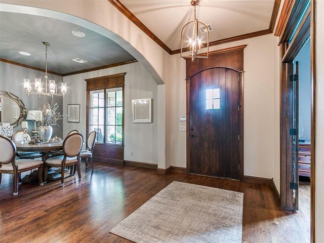 1615 Manchester Avenue, Edmond, OK 73034