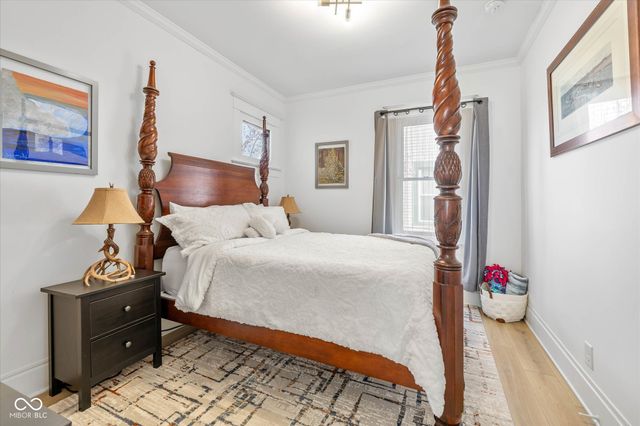 935 N Tacoma Avenue, Indianapolis, IN 46201