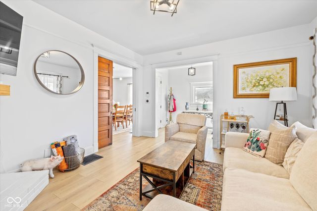 935 N Tacoma Avenue, Indianapolis, IN 46201