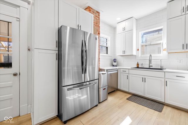 935 N Tacoma Avenue, Indianapolis, IN 46201