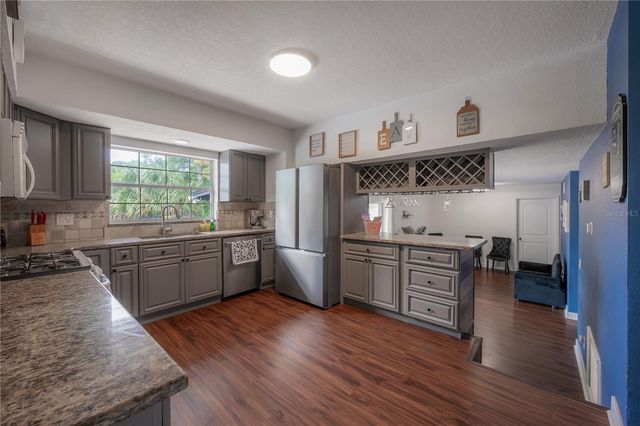7312 NOVA CIRCLE, Tampa, FL 33634