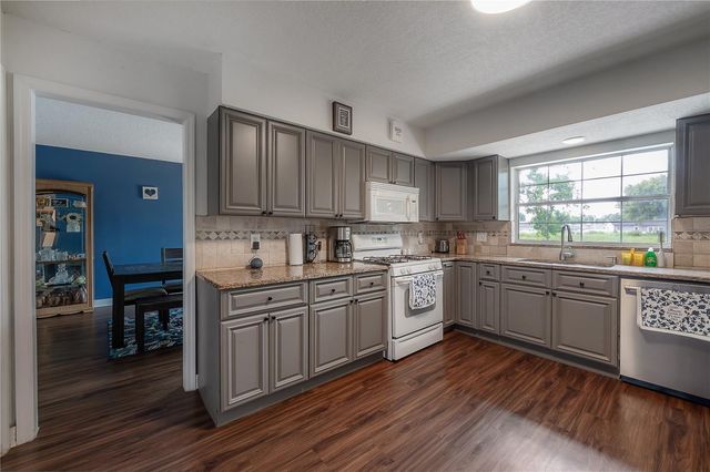 7312 NOVA CIRCLE, Tampa, FL 33634
