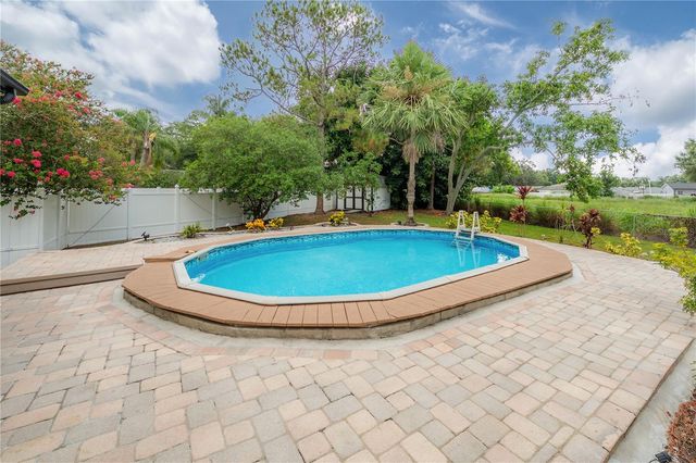 7312 NOVA CIRCLE, Tampa, FL 33634