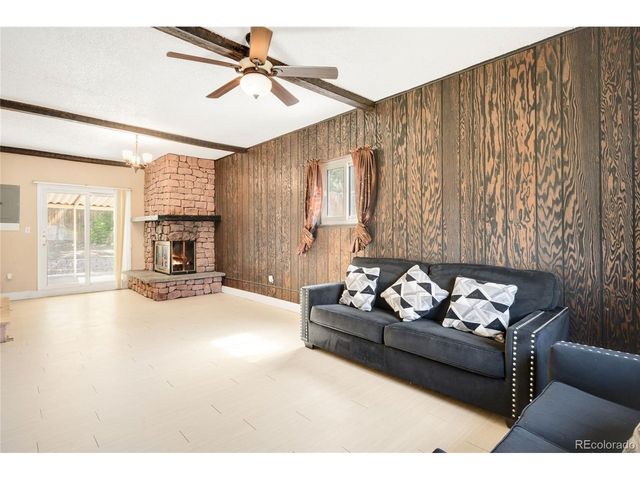 4661 Dixon Dr, Westminster, CO 80031