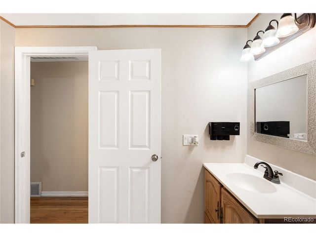 4661 Dixon Dr, Westminster, CO 80031