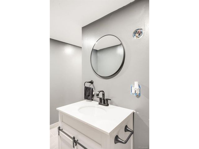 4661 Dixon Dr, Westminster, CO 80031