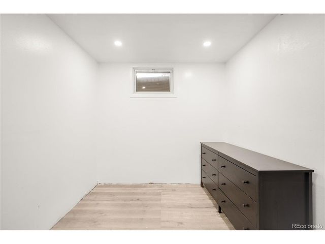 4661 Dixon Dr, Westminster, CO 80031
