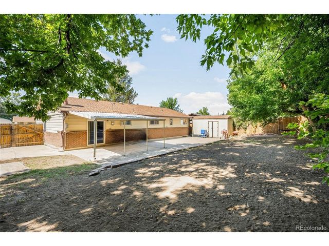 4661 Dixon Dr, Westminster, CO 80031