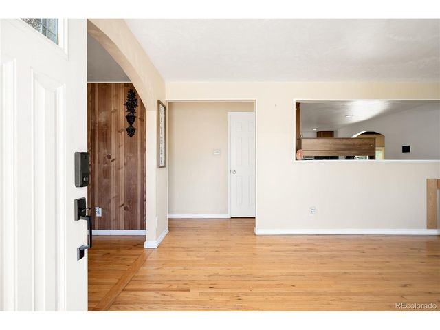 4661 Dixon Dr, Westminster, CO 80031
