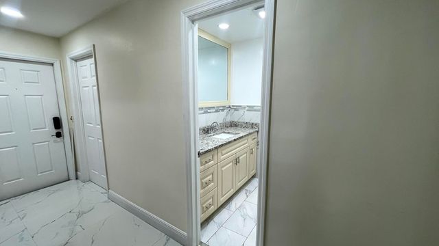 9110 Orchid Tree Lane 138, Pembroke Pines, FL 33024