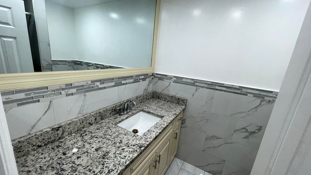 9110 Orchid Tree Lane 138, Pembroke Pines, FL 33024