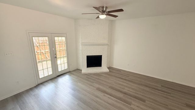 228 Samuel Boulevard 6, Coppell, TX 75019
