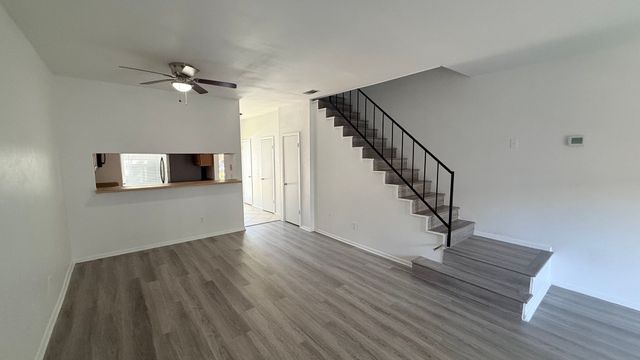 228 Samuel Boulevard 6, Coppell, TX 75019