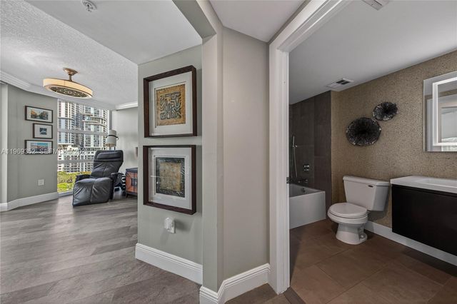 401 SW 4th Ave 1407, Fort Lauderdale, FL 33315