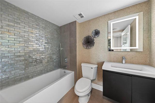 401 SW 4th Ave 1407, Fort Lauderdale, FL 33315