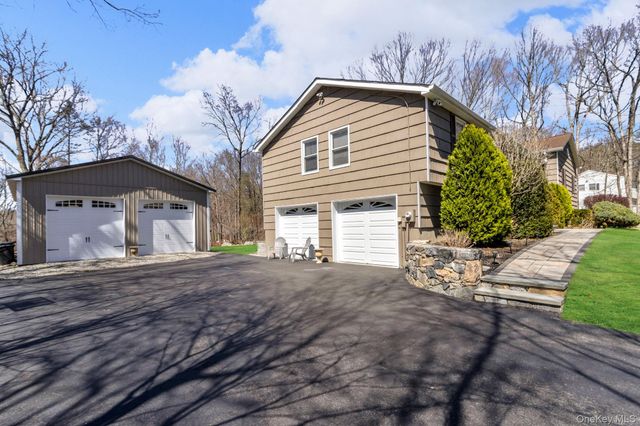 26 Drovers Lane, Brewster, NY 10509