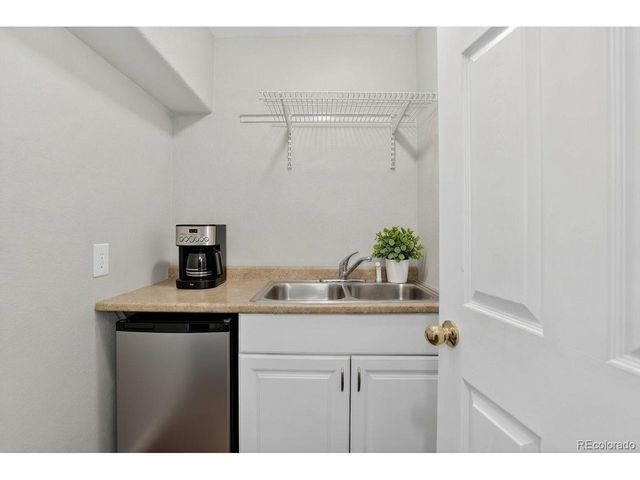 2254 Broadleaf Loop, Castle Rock, CO 80109