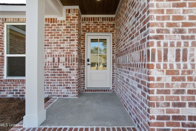 1781 Granhurst Drive, Gautier, MS 39553