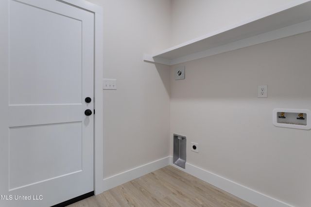 1781 Granhurst Drive, Gautier, MS 39553