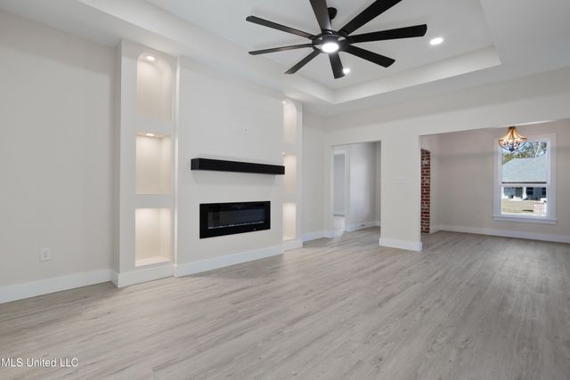 1781 Granhurst Drive, Gautier, MS 39553