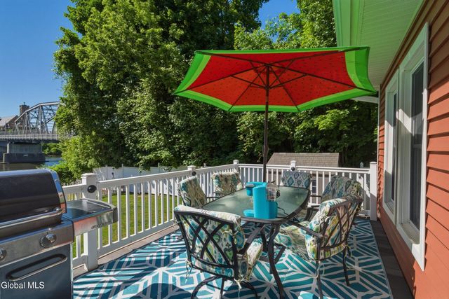 74 N Hudson Street, Schaghticoke, NY 12118