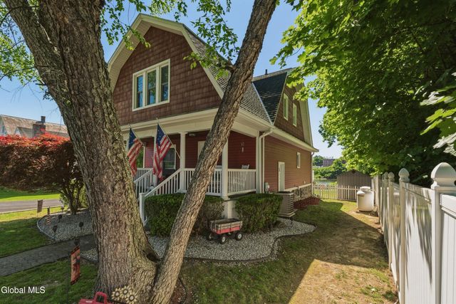 74 N Hudson Street, Schaghticoke, NY 12118