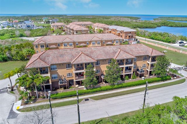 6518 SAND SHORE LANE, New Port Richey, FL 34652