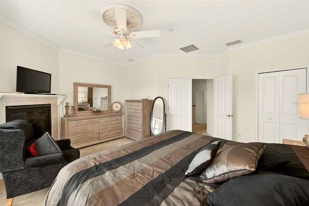 Image 31 of property listing at 6518 SAND SHORE LANE, New Port Richey, FL 34652