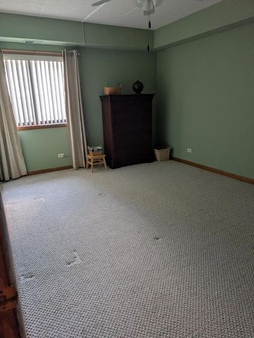 1424 Woodbridge Road 2H, Joliet, IL 60436