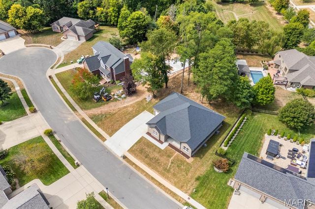 513 Ingleside Lane, O'fallon, IL 62269