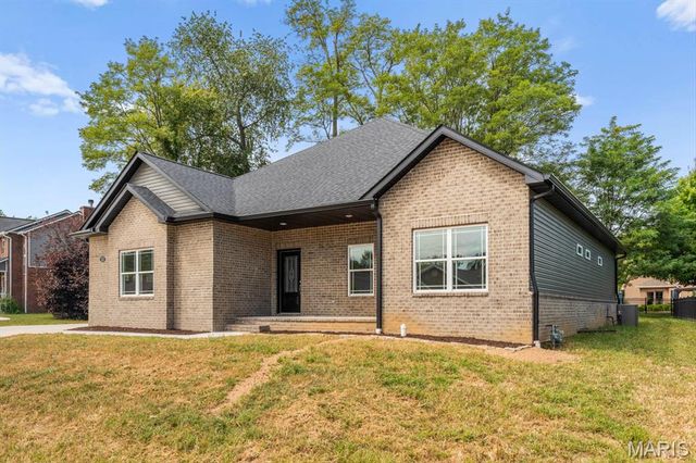 513 Ingleside Lane, O'fallon, IL 62269