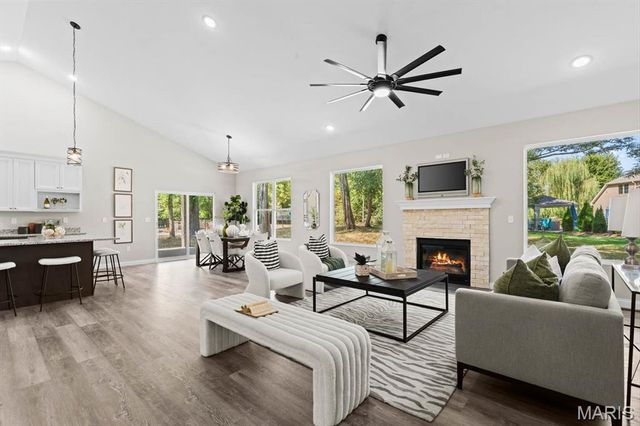 513 Ingleside Lane, O'fallon, IL 62269