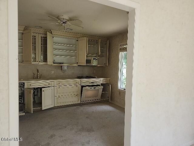 15 White Birch Court, Rotterdam, NY 12306