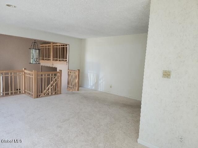 15 White Birch Court, Rotterdam, NY 12306