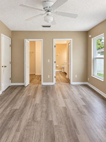 24360 TWIN LAKE DRIVE, Land O Lakes, FL 34639