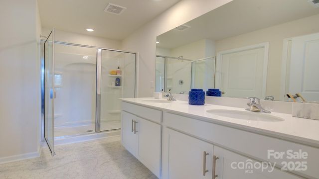 23 Callie River Court, Clyde, NC 28721