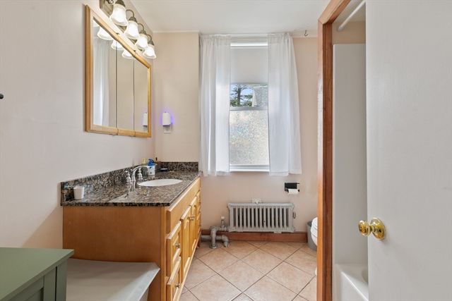 171 Lowell St, Peabody, MA 01960
