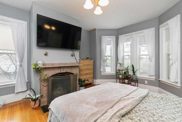 171 Lowell St, Peabody, MA 01960