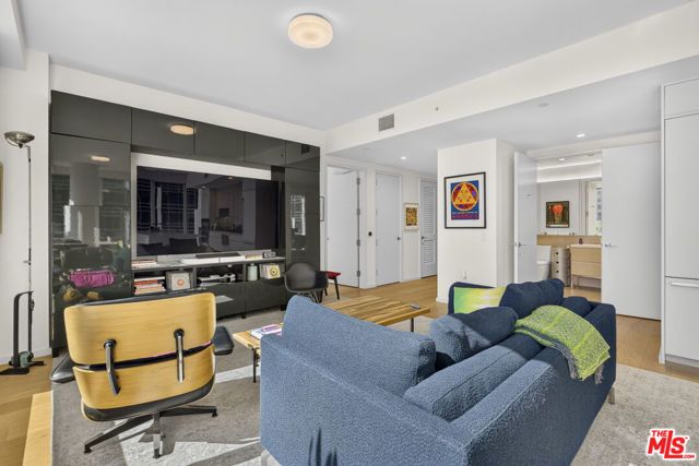 877 Francisco Street 1506, Los Angeles, CA 90017