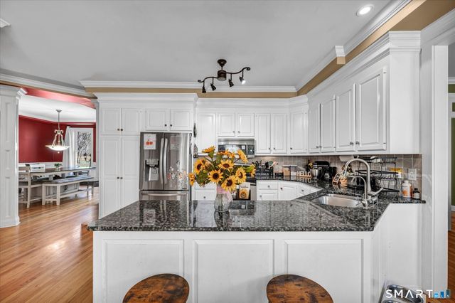 64 Charolais Way, Burlington, CT 06013