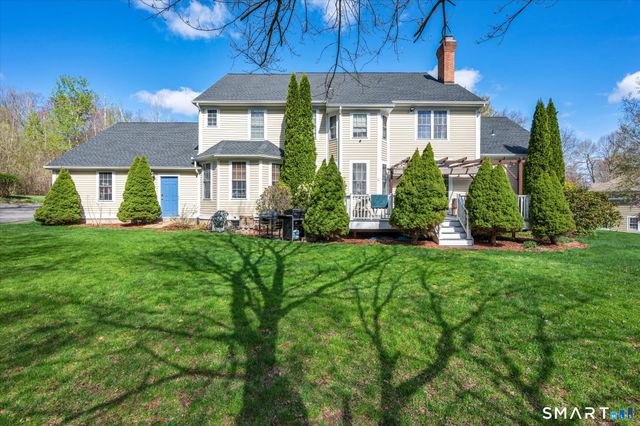 64 Charolais Way, Burlington, CT 06013